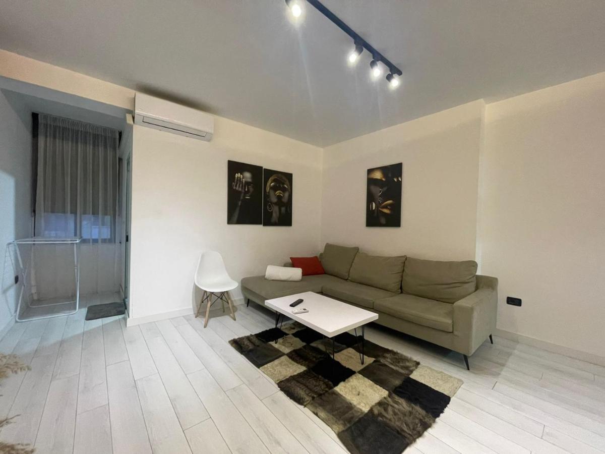 Your Apartment Tirana City Centre Buitenkant foto